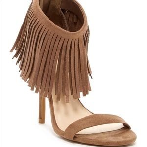 Women’s fringe heel